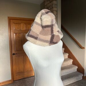 Plaid Faux Fur Bucket Hat